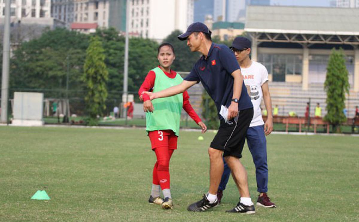 サッカー女子ベトナムのアンダー世代代表に日本人監督が就任 スポーツ Vietjoベトナムニュース