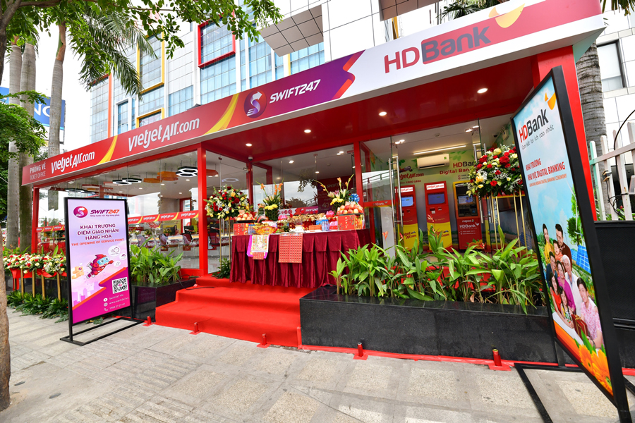 (C) vietjet