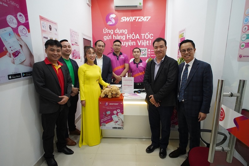 (C) Vietjet/Swift247 