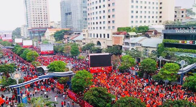 ホーチミン 歩行者天国でw杯予選uae戦とタイ戦のパブリックビューイング実施 スポーツ Vietjoベトナムニュース