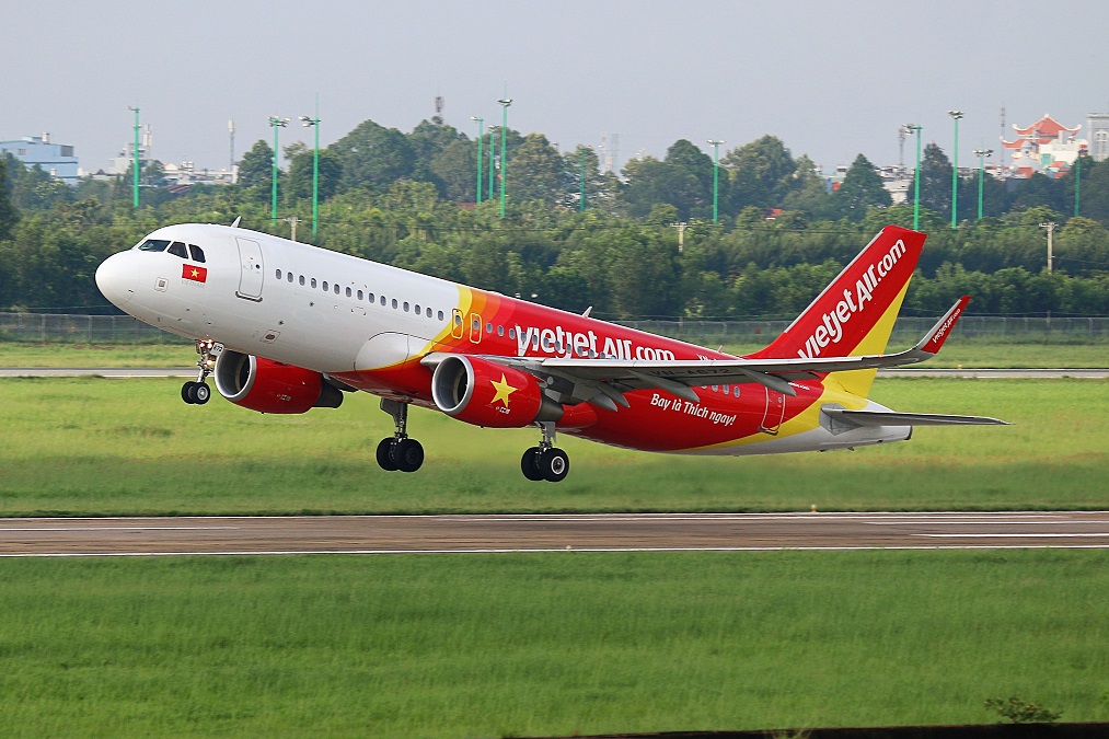 (C) vietjet