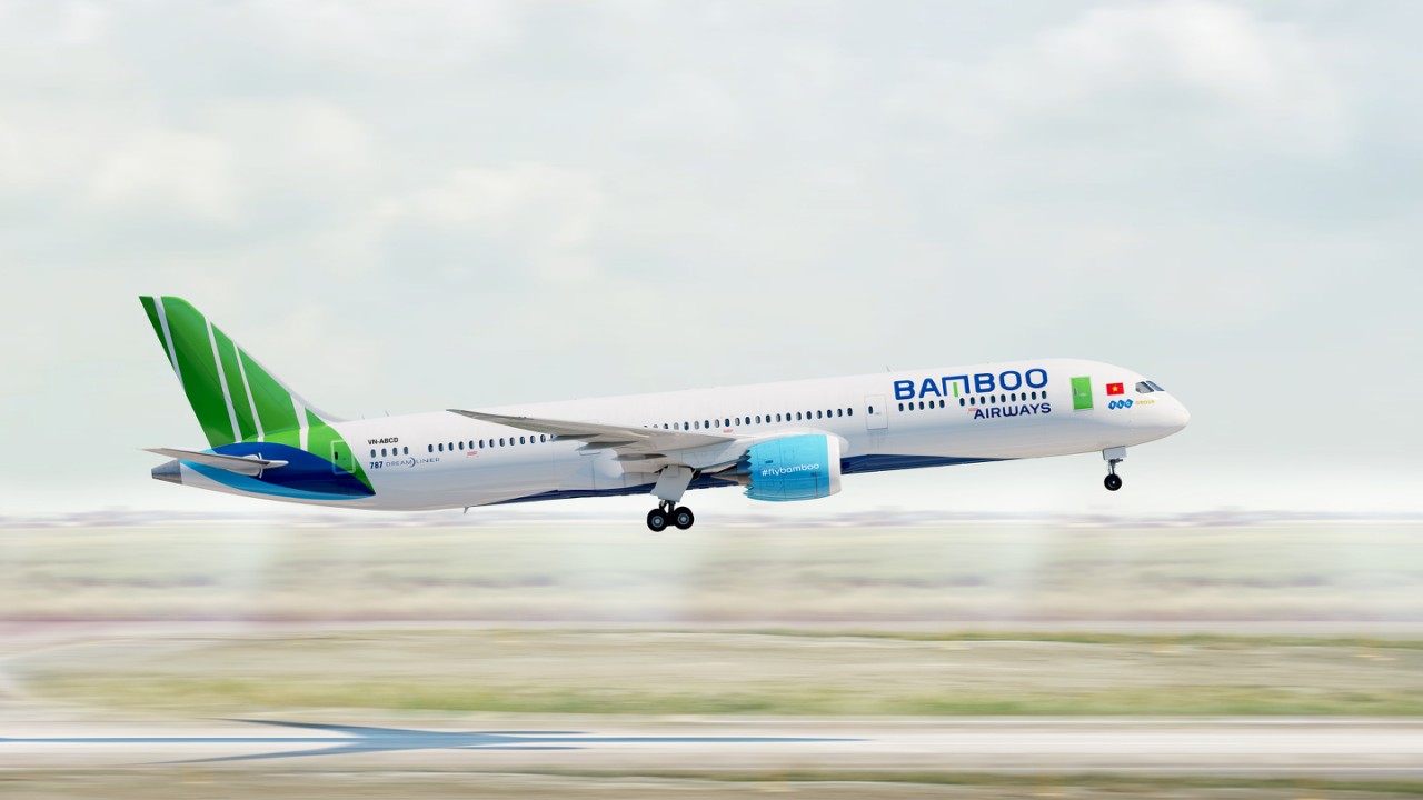 (C) バンブー航空