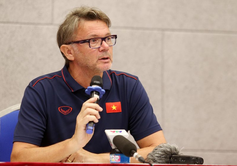 元日本代表監督トルシエ氏 現u 19ベトナム代表監督 日本サッカー殿堂入り スポーツ Vietjoベトナムニュース 元日本代表監督トルシエ氏 現u 19ベトナム代表監督 日本サッカー殿堂入り スポーツ Vietjoベトナムニュース