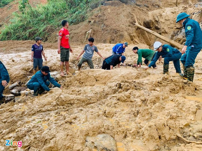 クアンナム省 台風による地滑りで村民64人が生き埋め 社会 Vietjoベトナムニュース