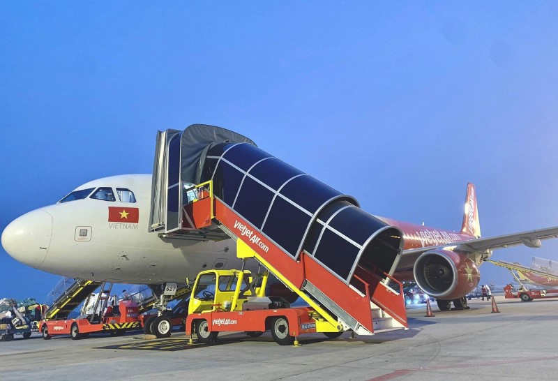 (C) Vietjet Air