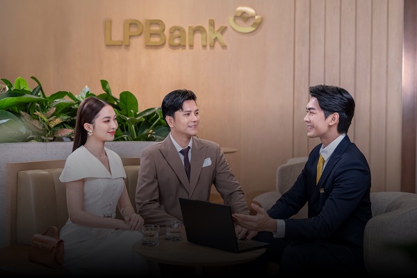 (C) LPBank