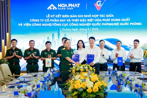(C) Hoa Phat