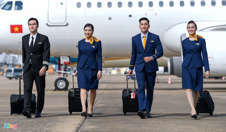 運航 客室乗務員 新型コロナで給与が半減 転職や起業も 社会 Vietjoベトナムニュース