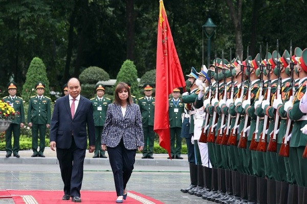 フック国家主席 訪越のギリシャ大統領と会談 両国関係を促進 政治 Vietjoベトナムニュース