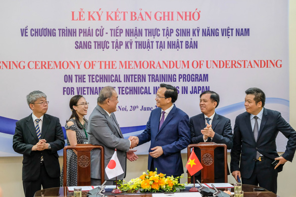 (C)tuoitre