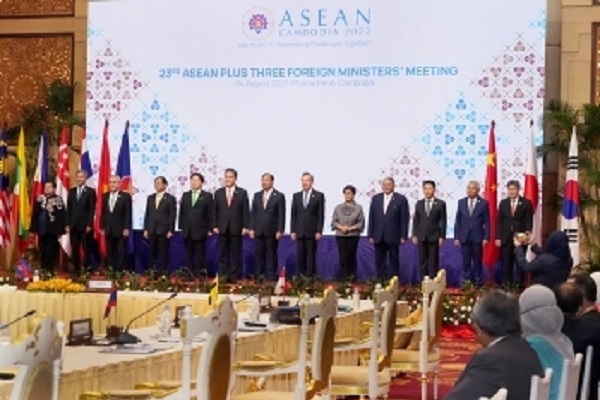 (C) 外務省