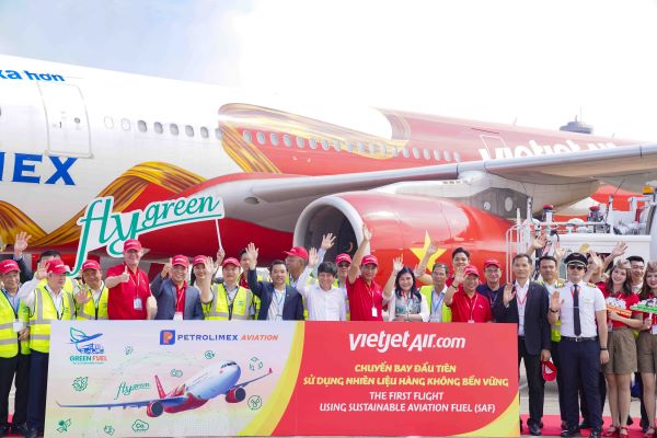 (C) Vietjet Air