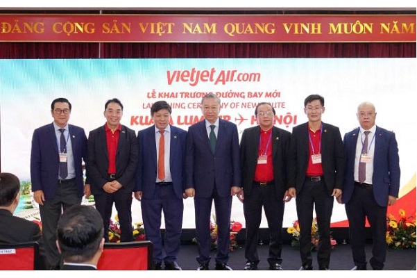 (C) Vietjet Air