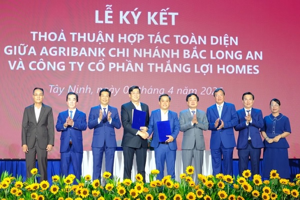 (C) Tuoi Tre