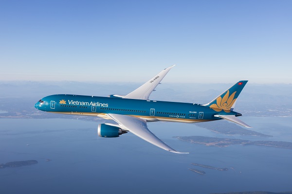 (C) ベトナム航空日本支社