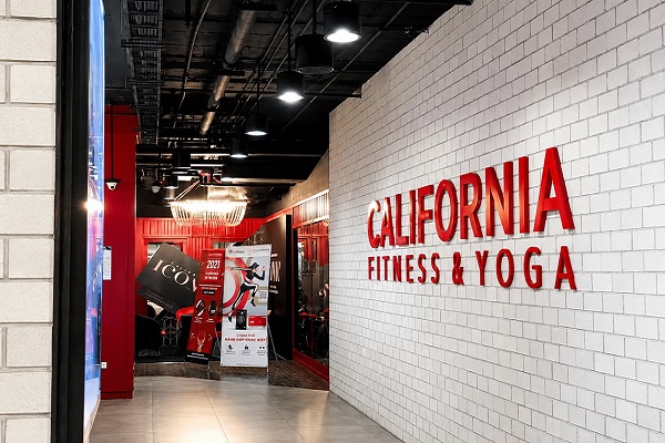 (C) California Fitness & Yoga