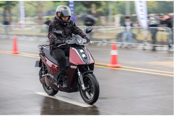 (C) Motorcyclesdata