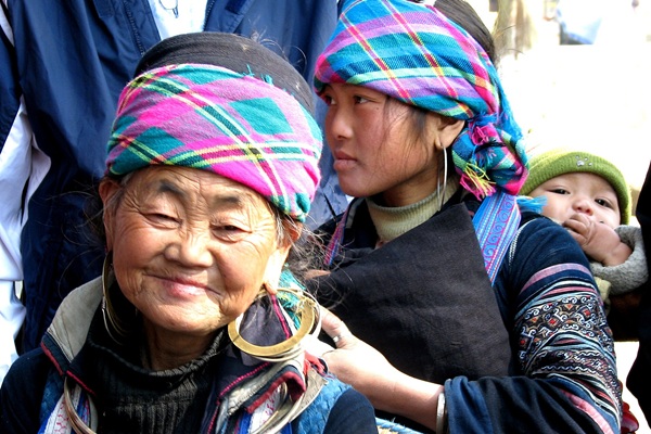 (C) (C) Hanay / Wikimedia Commons / CC BY-SA 3.0 (cropped)