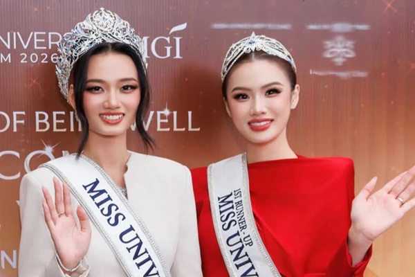 (C) Miss Universe Vietnam