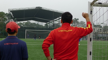君たちは もっとできる ベトナム女子サッカー井尻明監督インタビュー 特集 Vietjoベトナムニュース
