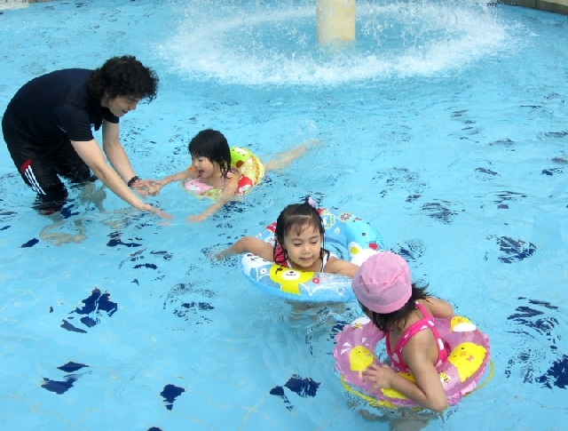 （C）  桜モンテッソーリ「子どもの家」