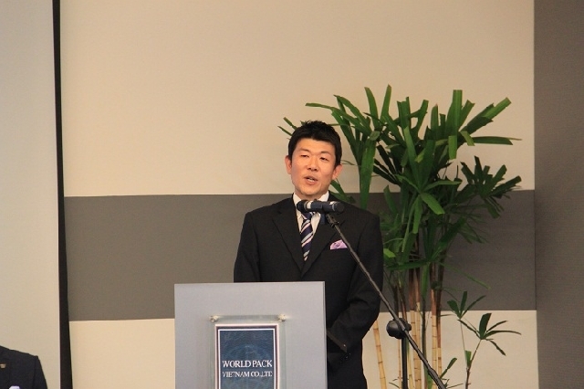 (C) KIZUNA スピーチする永井豊彦代表取締役社長